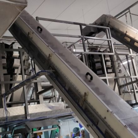 10 `` شاشة ملونة تعمل باللمس ISO9001 0.5L آلة تعبئة المكسرات للتغليف