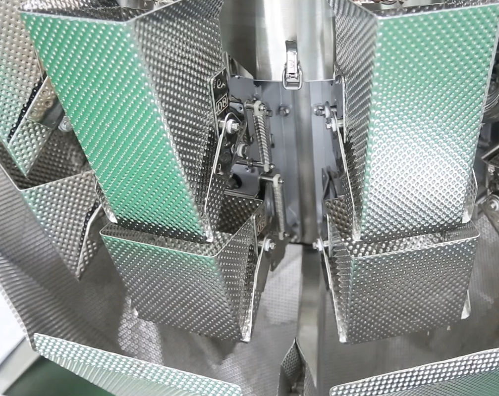 14 Mutihead Weigher VFFS Packaging Machine السلطانية نوع مصعد للفواكه المجمدة حبوب الشوكولاته