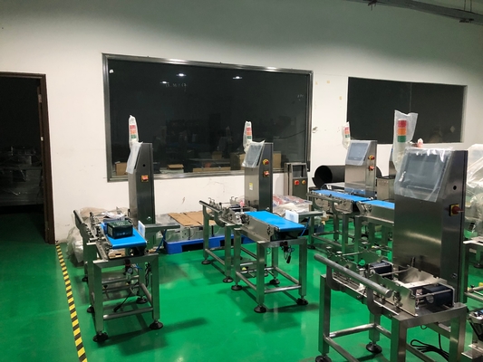 SUS304 فحص وزن عالي السرعة 150BPM 0.5KW لمستحضرات التجميل