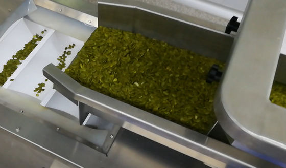 آلة تغليف أغذية الوجبات الخفيفة الجافة الذكية 800 كيس / ساعة